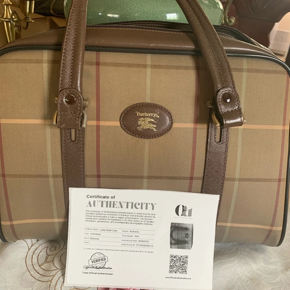 Burberrys vintage nova check canvas handbag with COA